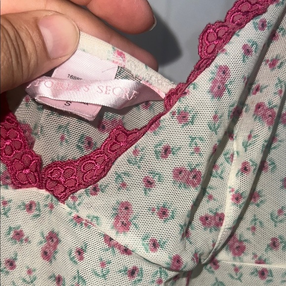 Victoria's Secret Cream and Red Floral Chemise - Picture 6 of 9
